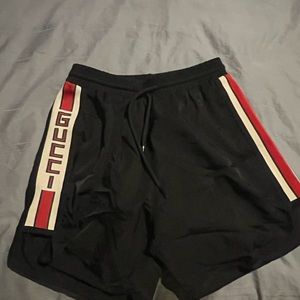 very good condition never been worn no box